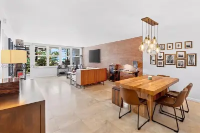 5700 Collins Ave #3M, Miami Beach: photo 1 of 28