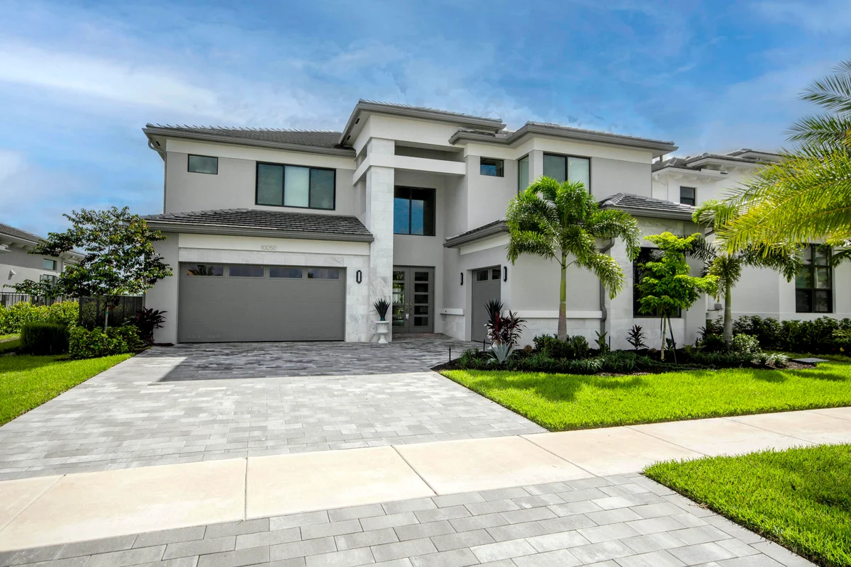 10050 Skyloft St, Palm Beach Gardens: photo 1 of 89