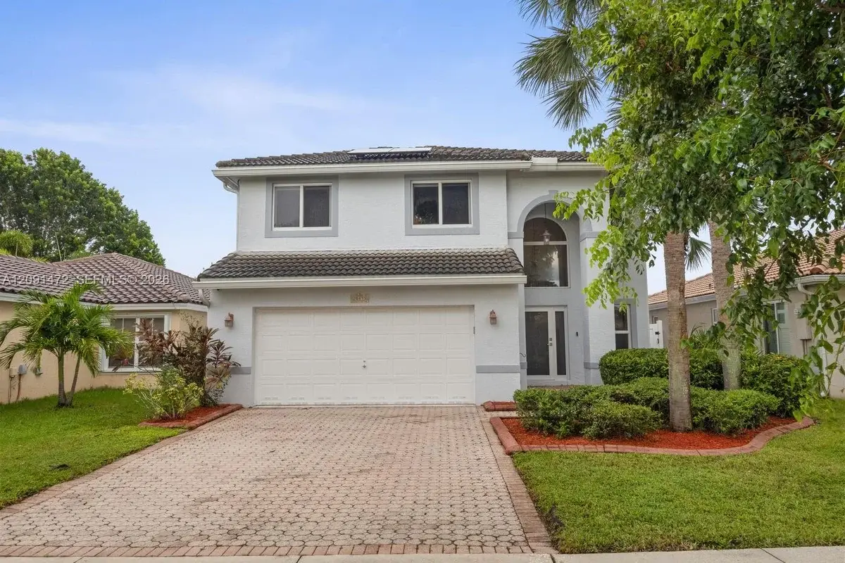 20833 NW 14th Ct, Pembroke Pines: photo 1 of 39