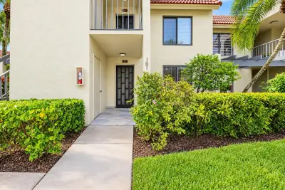 5640 Fairway Park Dr #101, Boynton Beach: photo 1 of 36