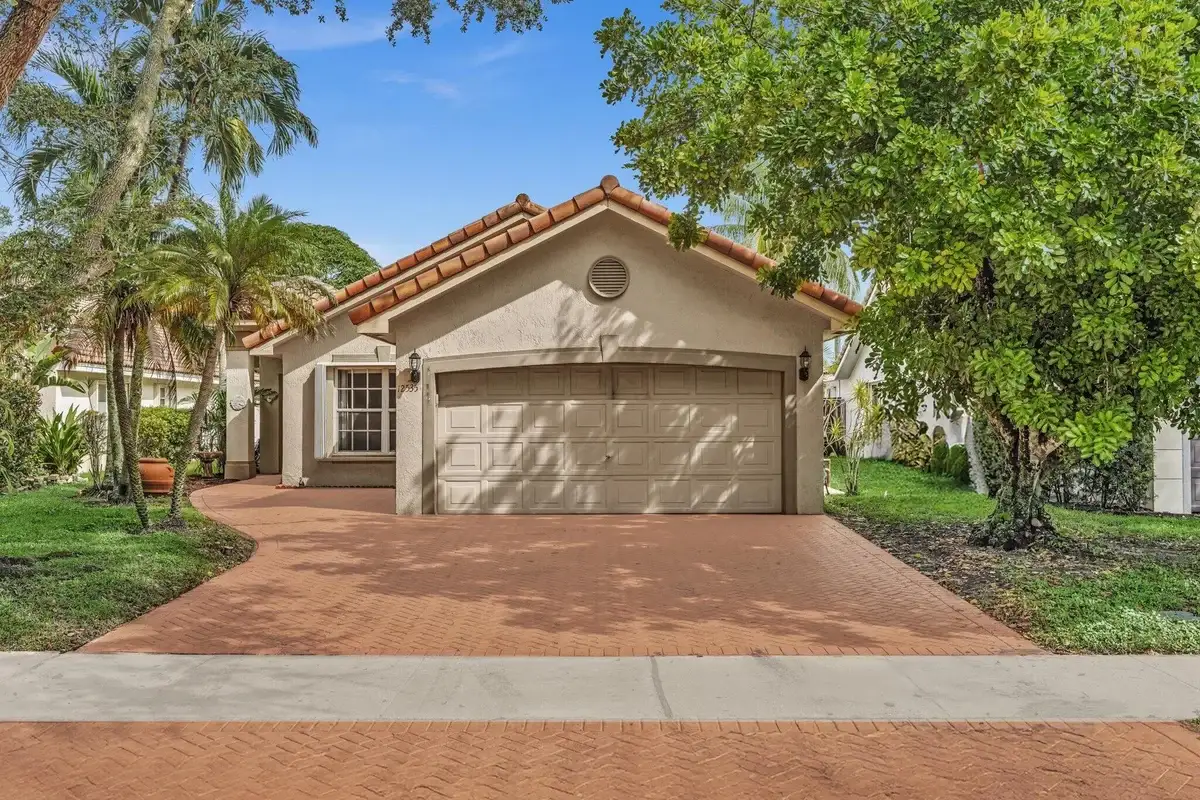 12535 SW 7th Pl, Davie: photo 1 of 52