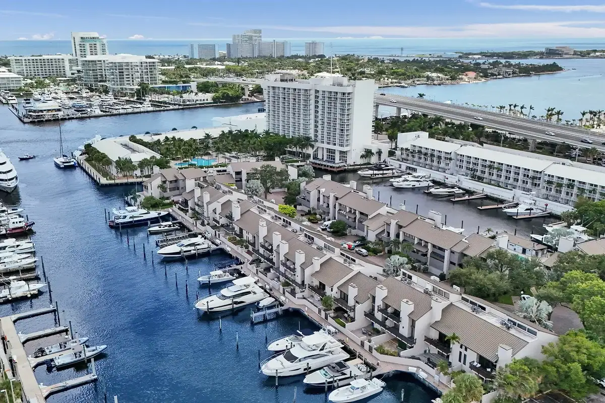 15 Port Side Dr, Fort Lauderdale: photo 1 of 54