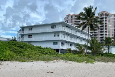 1480 S Ocean Blvd #105, Lauderdale-by-the-Sea: photo 1 of 23