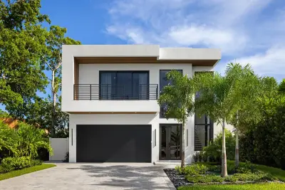 707 Lake Ave N, Delray Beach: photo 1 of 61