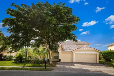 3626 E Hamilton Key, West Palm Beach: photo 1 of 77