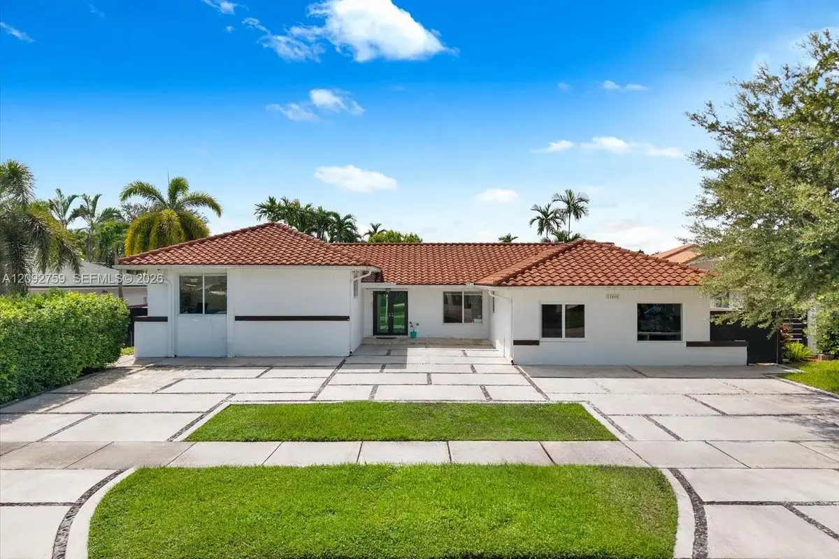 11464 SW 100th Ter, Miami: photo 1 of 36