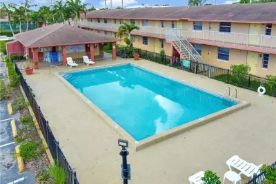 95 NE 41st St #L171, Oakland Park: photo 1 of 1