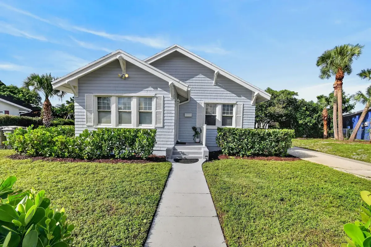 415 Greenbriar Dr, West Palm Beach: photo 1 of 61