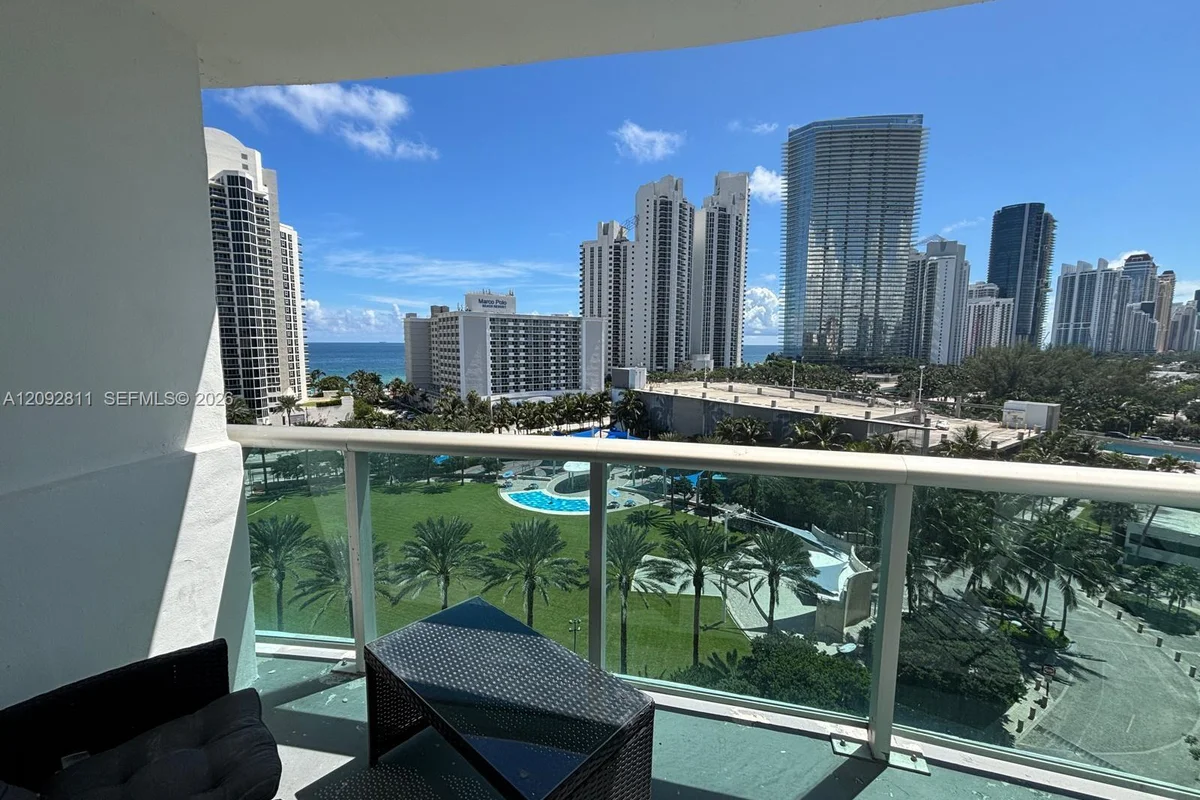 19370 Collins Ave #1021, Sunny Isles Beach: photo 1 of 13