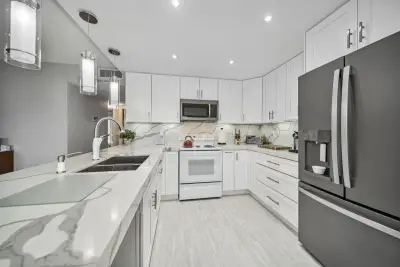 364 Wellington J, West Palm Beach: photo 1 of 23