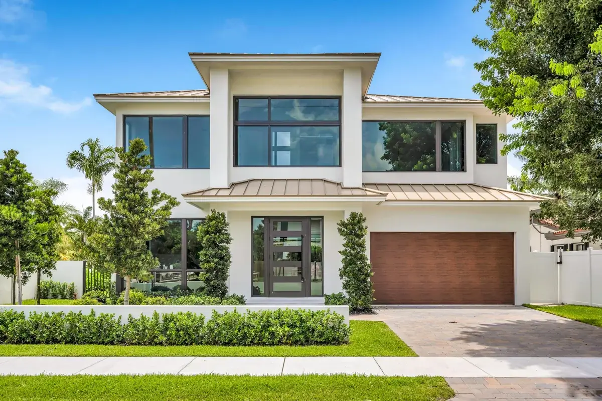 445 NE 11th Ave, Fort Lauderdale: photo 1 of 61
