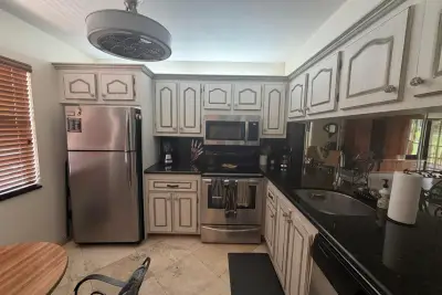 4502 Martinique Way #D2, Coconut Creek: photo 1 of 19