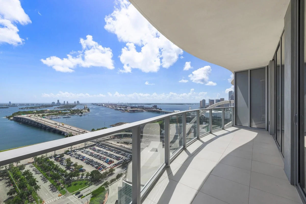 1400 Biscayne Blvd #2904, Miami: photo 1 of 53