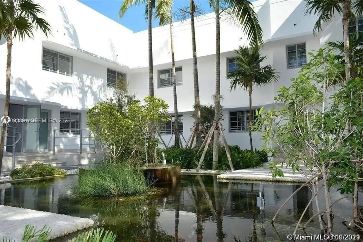 1515 Euclid Ave #110, Miami Beach: photo 1 of 9