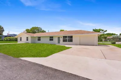 6873 S Plymouth Dr S, Lake Worth: photo 1 of 41