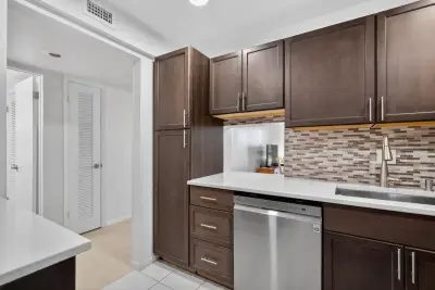 2615 NE 1st Ct #201, Boynton Beach: photo 1 of 35