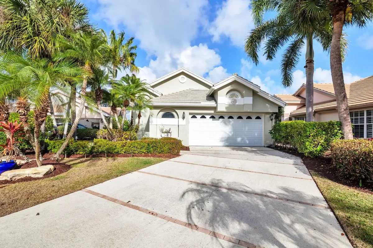 16440 Riverwind Dr, Jupiter: photo 1 of 23