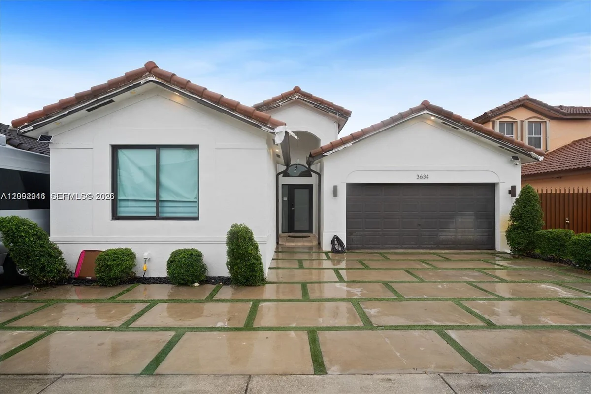 3634 SW 156th Ct, Miami: photo 1 of 44