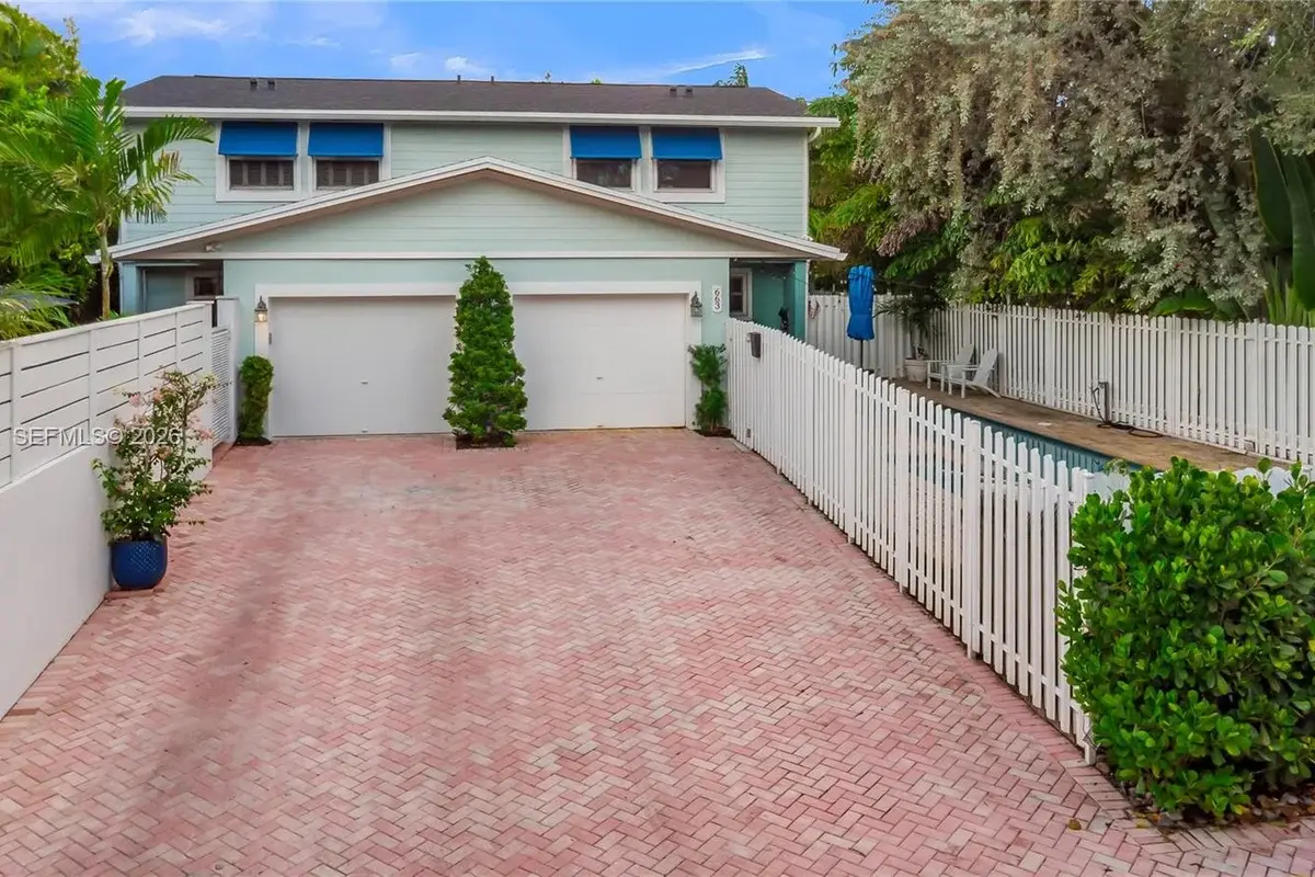 663 Ponce De Leon Dr #2, Fort Lauderdale: photo 1 of 55