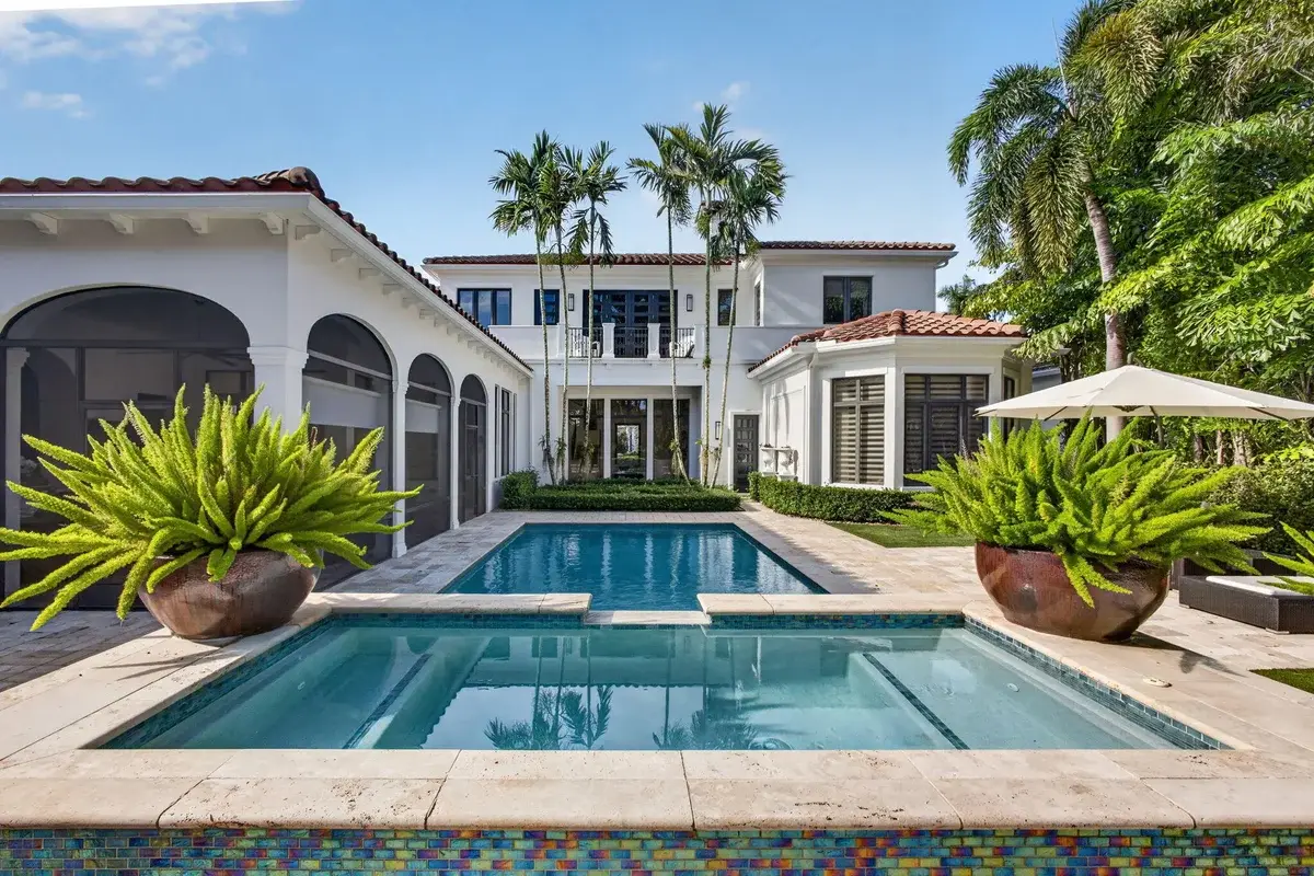 213 Via Palacio, Palm Beach Gardens: photo 1 of 101