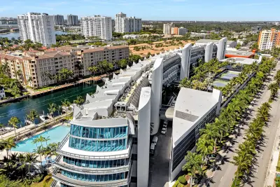 2950 NE 188th St #122, Aventura: photo 1 of 48