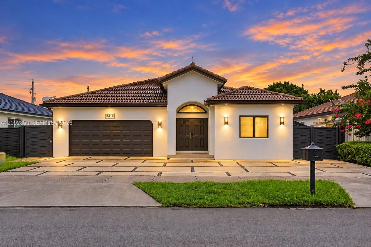3241 SW 147th Ct, Miami: photo 1 of 43