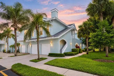 909 Mainsail Cir, Jupiter: photo 1 of 28