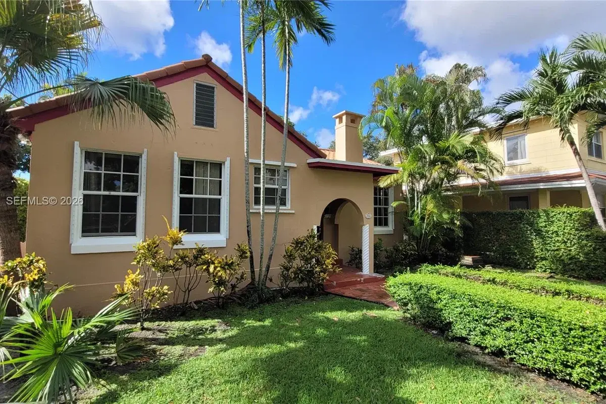 3666 SW 13th Ter, Miami: photo 1 of 33