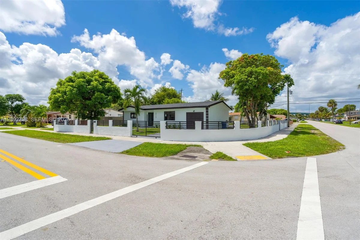20154 NW 12th Pl, Miami Gardens: photo 1 of 41
