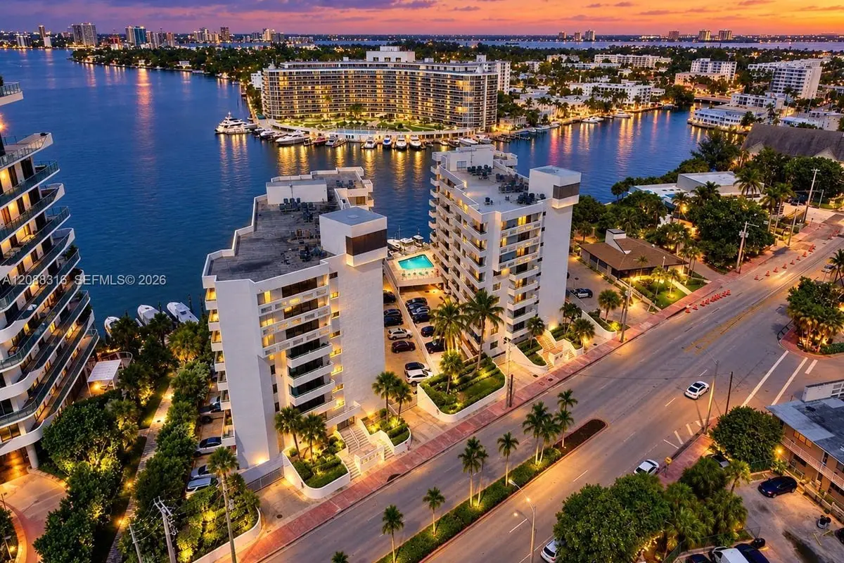 6830 Indian Creek Dr #7E, Miami Beach: photo 1 of 46