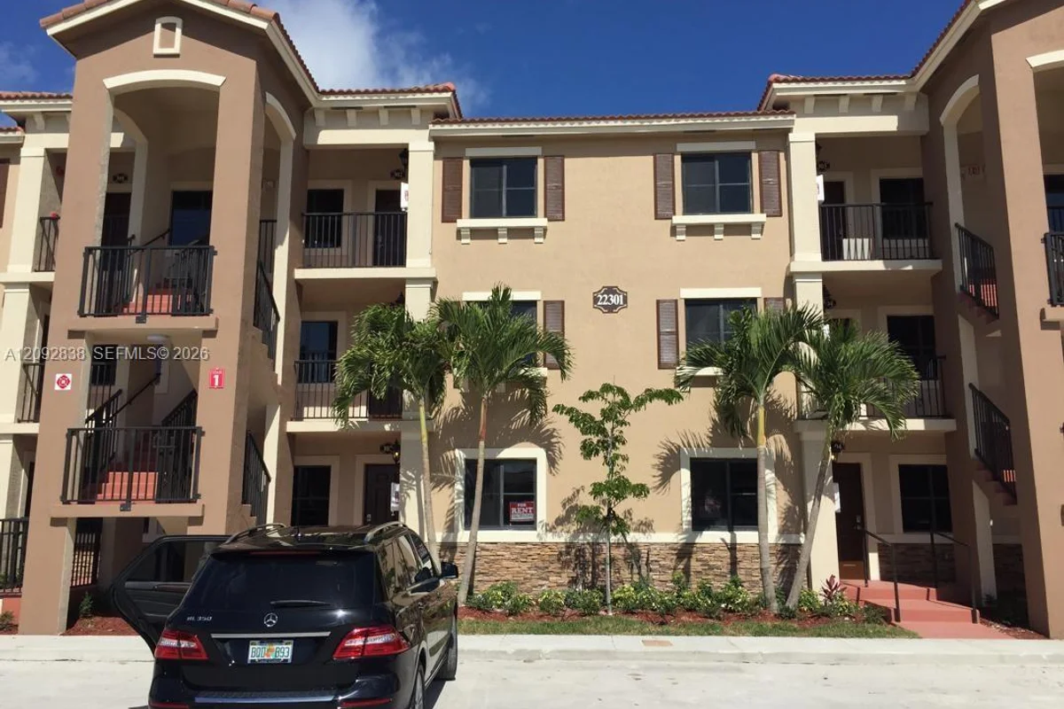 22301 SW 88 Pl #302-3, Cutler Bay: photo 1 of 24