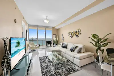 18201 Collins Ave #4102, Sunny Isles Beach: photo 1 of 19