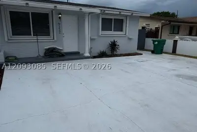9332 SW 40th Ter, Miami: photo 1 of 23