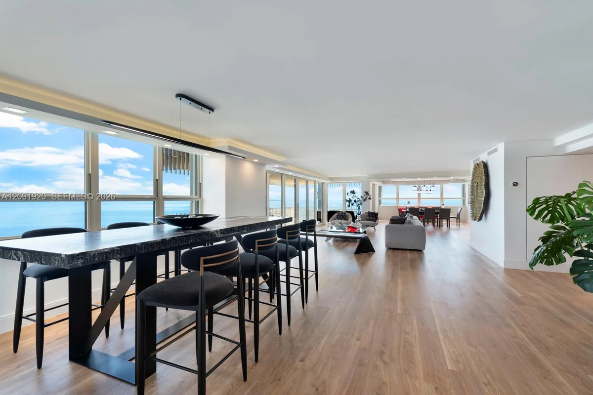 3 Grove Isle Dr #C801-C802, Miami: photo 1 of 45
