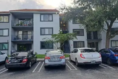 9088 W Atlantic Blvd #515, Coral Springs: photo 1 of 5