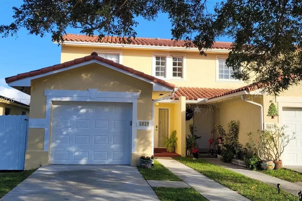 5829 Grant St, Hollywood: photo 1 of 42