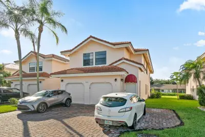 8682 Vía Reale, Boca Raton: photo 1 of 31