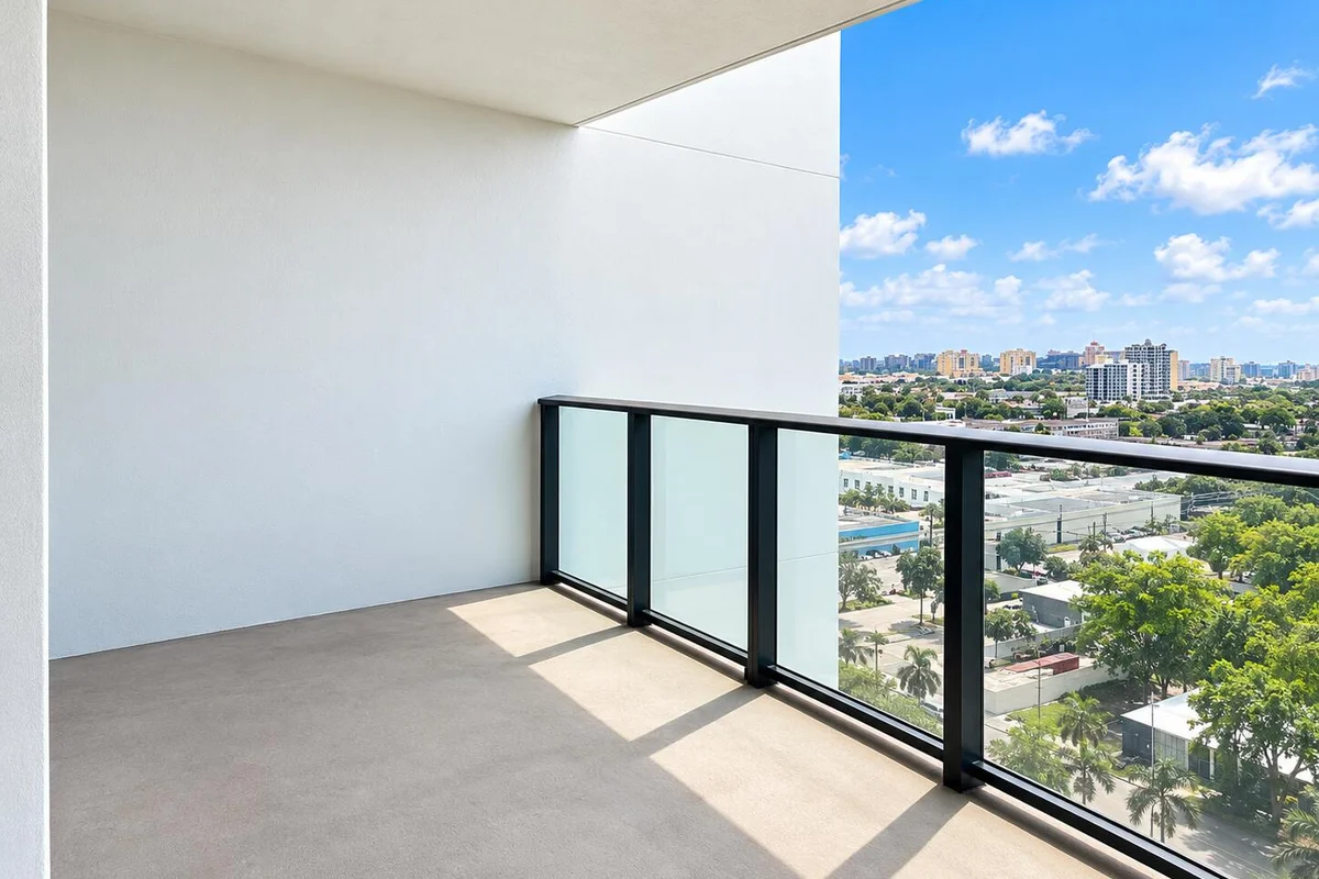 1600 NE 1st Ave #1411, Miami: photo 1 of 4