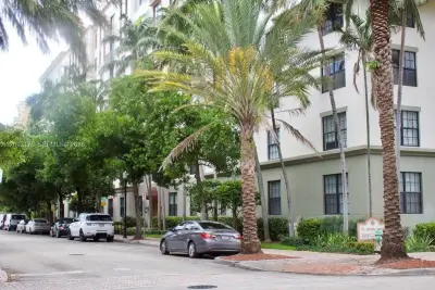 1919 Van Buren St #801, Hollywood: photo 1 of 20