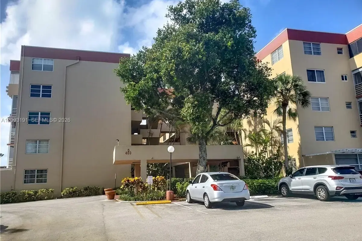 403 NW 68th Ave #309, Plantation: photo 1 of 17