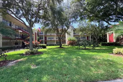 13350 SW 1st St #107P, Pembroke Pines: photo 1 of 20