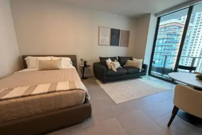 121 NE 5th St #2309, Miami: photo 1 of 38