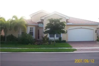 5091 SW 173rd Ave, Miramar: photo 1 of 9