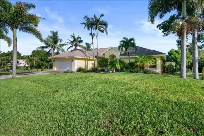 17713 32nd Ln N, Loxahatchee: photo 1 of 28