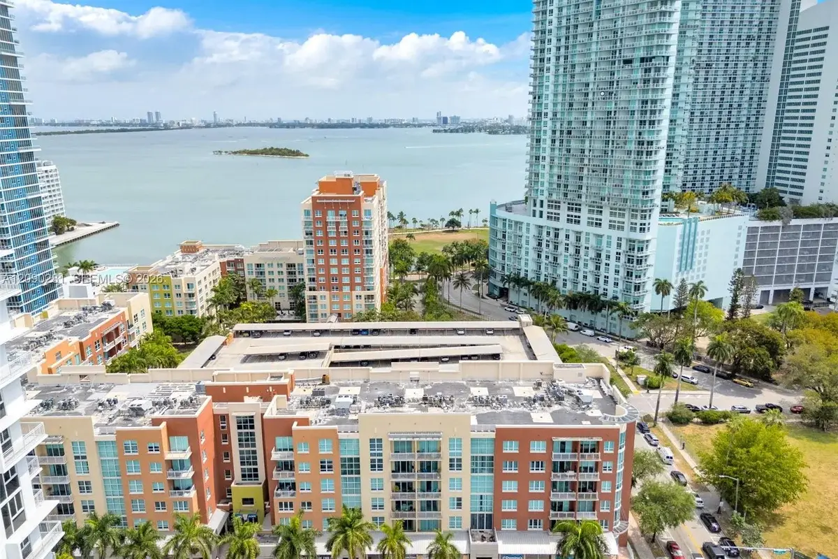 2001 Biscayne Blvd #3212, Miami: photo 1 of 44