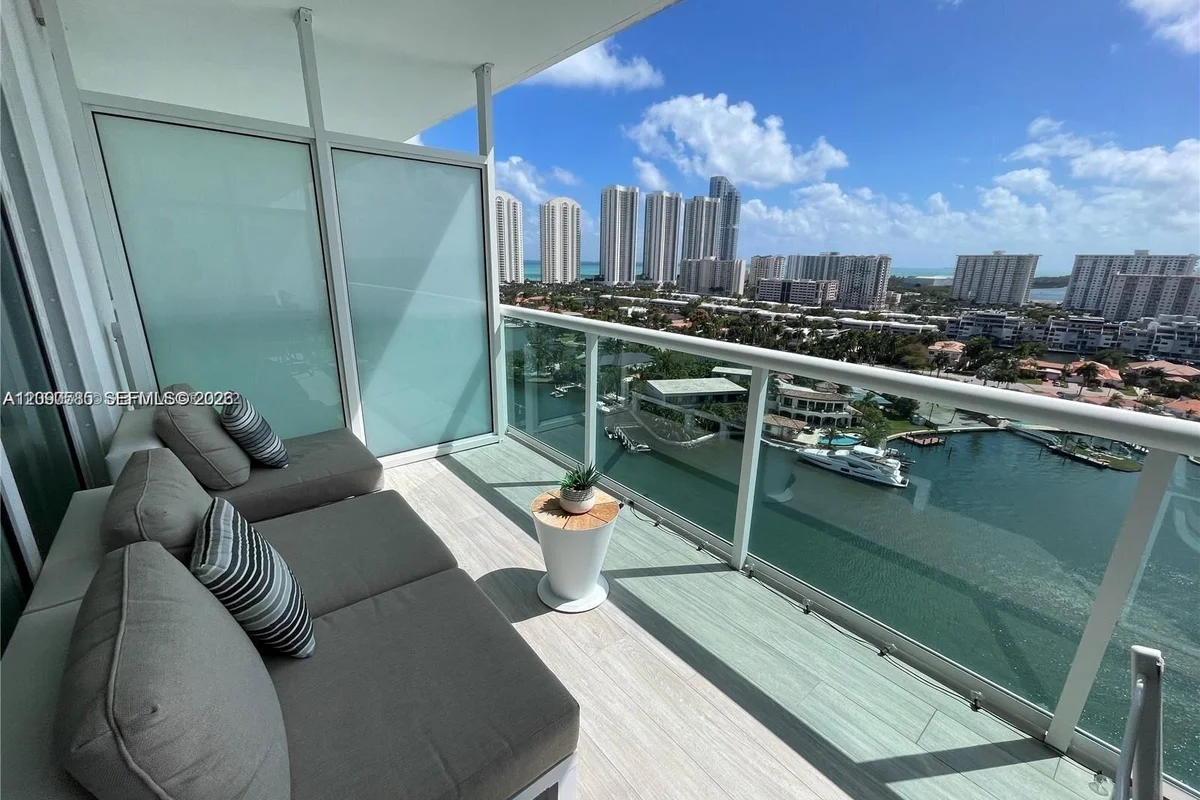400 Sunny Isles Blvd #1719, Sunny Isles Beach: photo 1 of 43