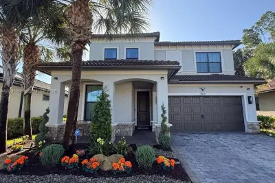 7810 NW 79th Ter, Tamarac: photo 1 of 28