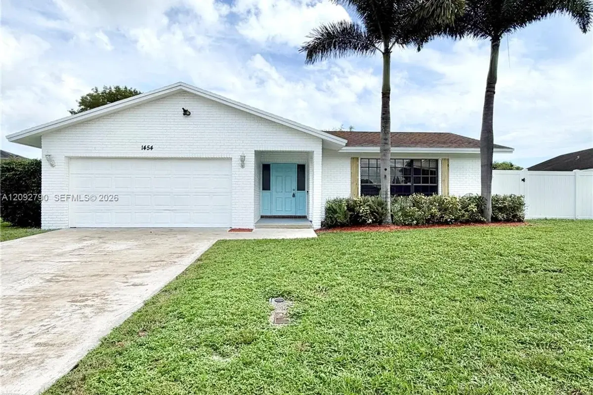 1454 SW 26th Ave, Deerfield Beach: photo 1 of 26