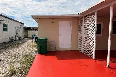 12401 W Okeechobee Rd #133, Hialeah Gardens: photo 1 of 4
