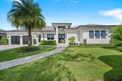 934 N Loxahatchee Dr, Jupiter: photo 1 of 72